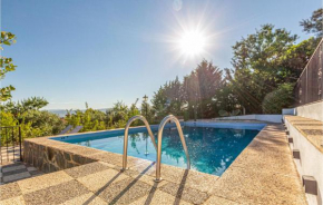 Awesome home in Nigüelas with Outdoor swimming pool, WiFi and 4 Bedrooms, Nigüelas